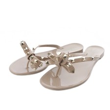 Valentino Garavani Rockstud Thong Sandals Flat Ribbon Motif Rubber 37 Beige