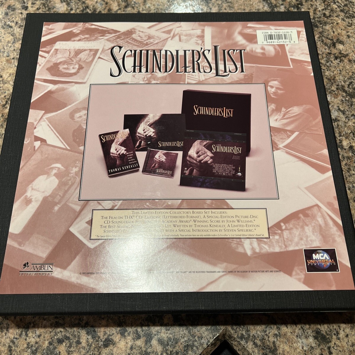 シンドラーのリスト コレクターズ・エディションBOX('93米)〈5000セッ… SCHINDLER'S LIST LIMITED EDITION Laser Disc COLLECTOR'S