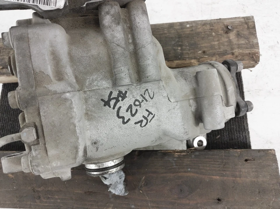 2009-2020 Nissan Gt-R Front Differential Carrier Case 38500-Ar51a - Image 2 of 4