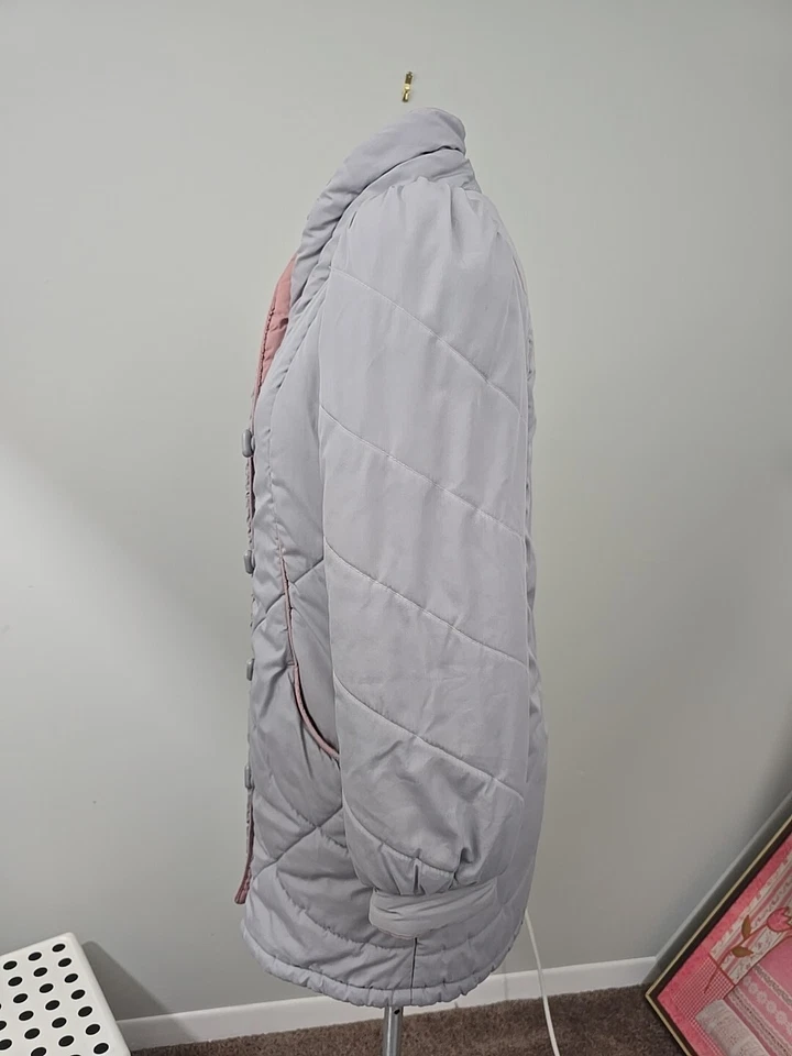 Vintage 80s UTEX Puffer Jacket, Gray & Pink, Vintage Tag Size 11/12 - Image 2 of 4