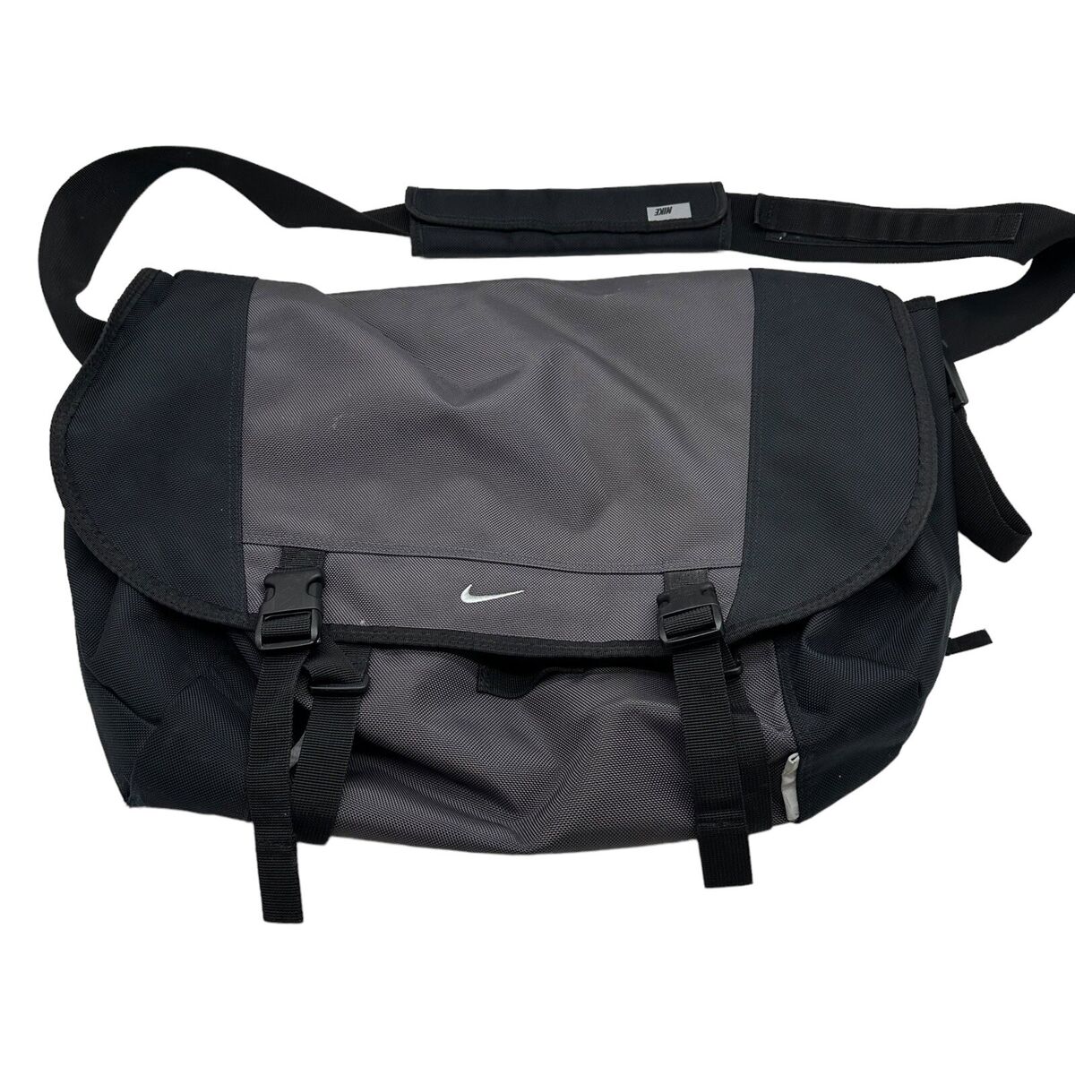 Nike Messenger Bag Black Vintage Crossbody Flap Travel Carry Nike Messenger Bag Black Vintage Crossbody Flap Travel Carry
