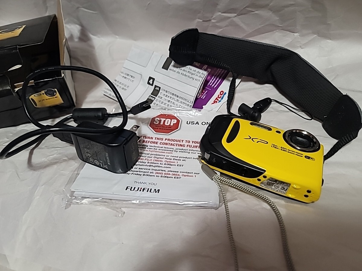 Fujifilm FinePix XP80 Waterproof Digital Camera with 2.7 in LCD