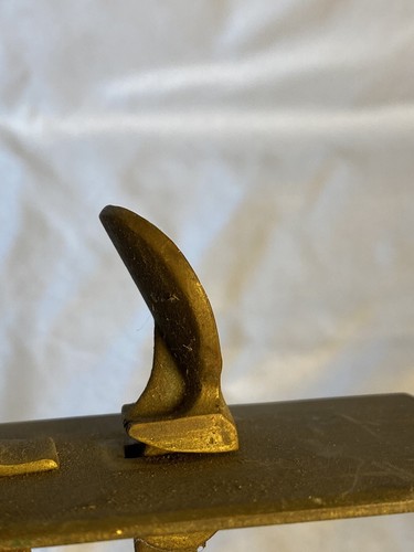 Antique Bronze Handle w/ Thumb Latch, Angled for Right Side Door, 9"H x 2 3/8"W - Picture 7 of 11