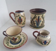 ANTIQUE SELECTION OF ALLER VALE (MOTTOWARE OR TORQUAY WARE) COLLECTABLES