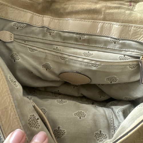 Mulberry Cream “Harriet” Patent bag With Pebbled Effect - Picture 8 of 8