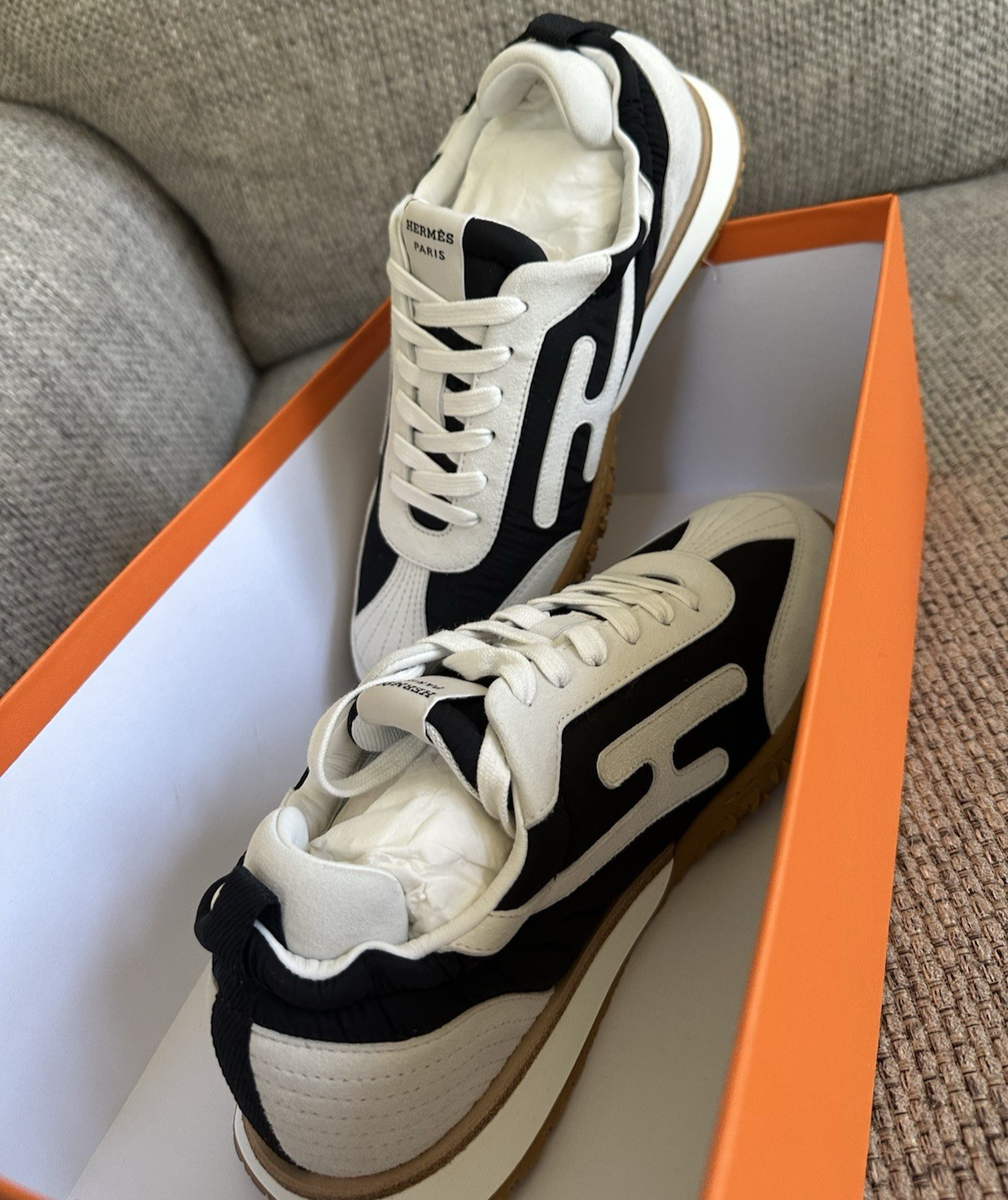 HERMES ポインテッドトゥ フラットシューズ Size 39EU NEW HERMES Black/ White Leather / Suede Goatskin JET