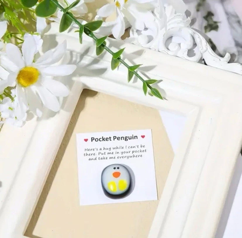 Small Penguin Pocket Hug, Cute Animal Decoration Encouragement Card. - Image 4 of 4