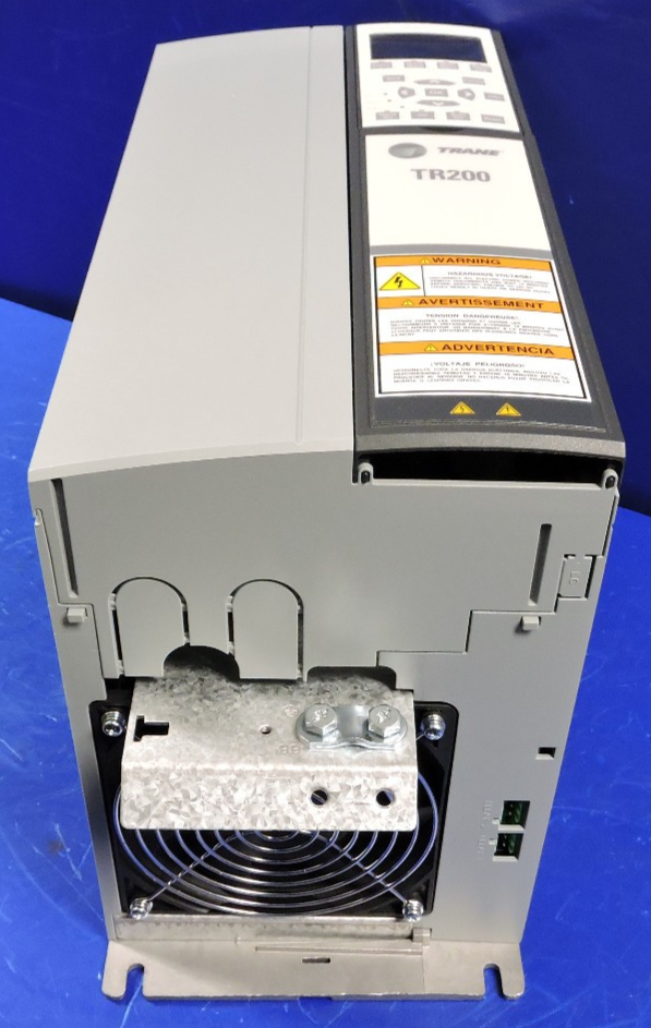 NEW Trane TR200 Variable Frequency Drive 18.5KW/25HP 3x380-480V