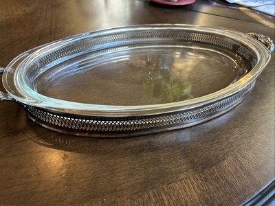 Vintage Pyrex Oval Baking Dish w/ Silver Tone Serving Tray Handles 3Q Casserole