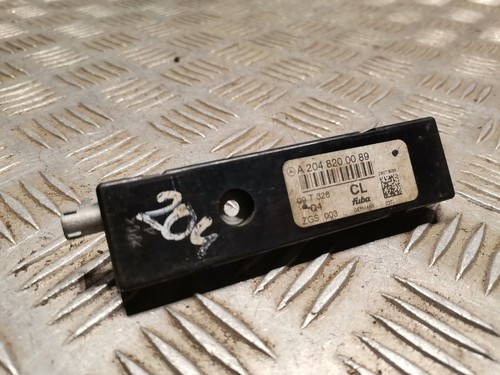 MERCEDES-BENZ C W204 Kofferraumdeckel Antennenverstärker 2048200089