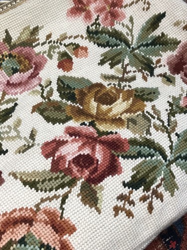 VTG Large Needlepoint Bag Purse Ivory Floral Gold Tone Chain Satin Lined Tote - Picture 8 of 11