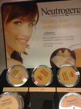 Neutrogena Healthy Skin Compact Makeup (EXPIRED)