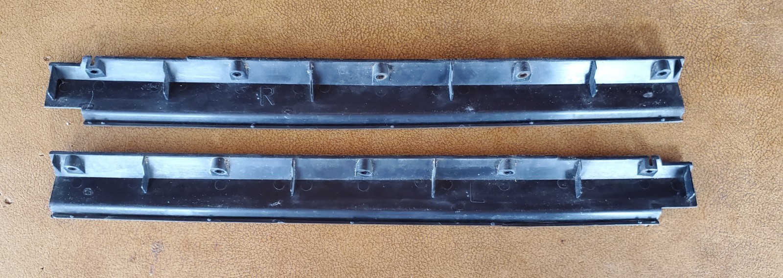 Honda Acura NSX 33554‑SL0‑A01 & 75521‑SL0‑A01 Tail Light Bezel Set (L & R ) USED