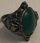 Vintage Womens Sterling silver green agate stone ring 4.9g estate find!