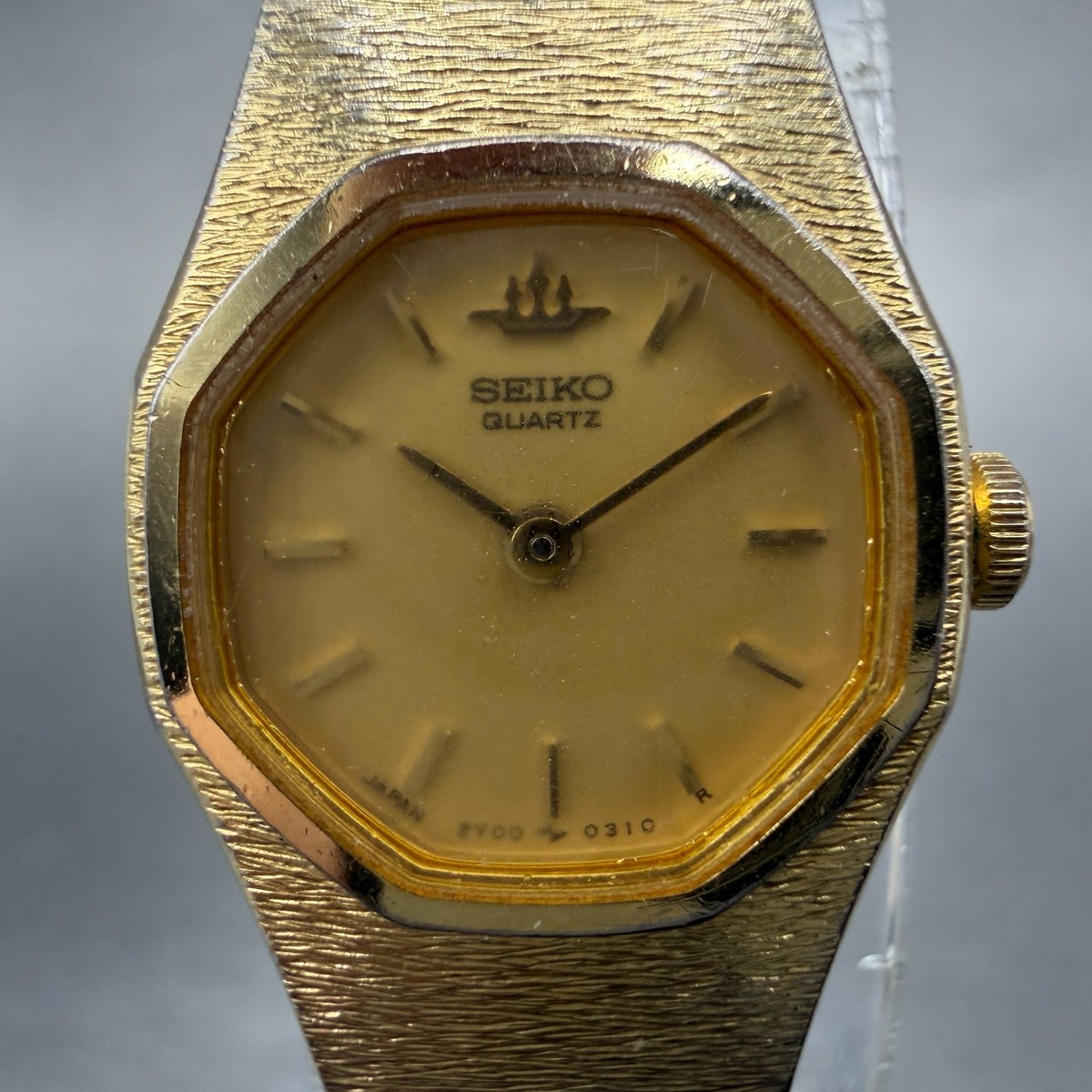 Seiko Watch Women 17mm Champagne Dial Gold Tone Octagon 2Y00-5040