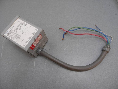 Eaton/Cutler-Hammer S20N11E51A Serie A Trasformatore Distribuzione Tipo Secco - Foto 1 di 6