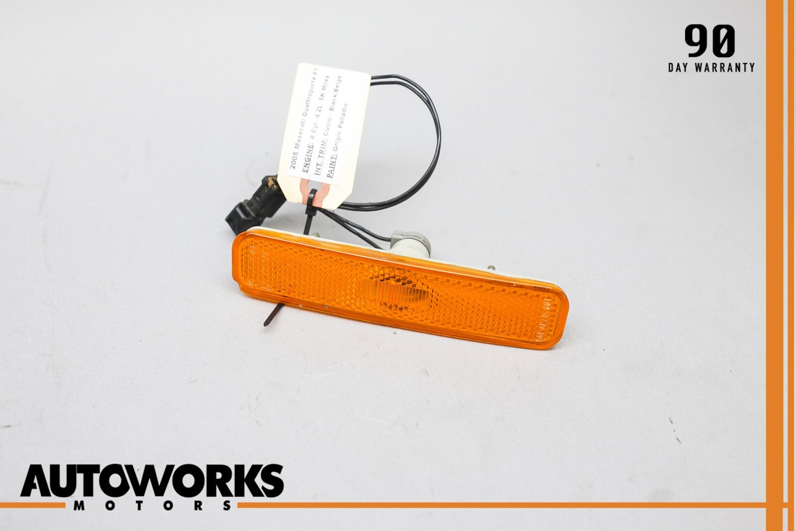 04-08 Maserati Quattroporte M139 Front Right Side Bumper Marker Light Lamp OEM