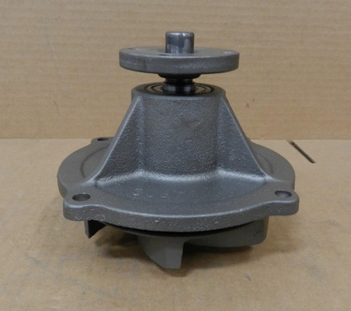 1960-69 GMC Truck 305 351// 1966-74 379 401 432 478 V6 Rebuilt water pump 30677
