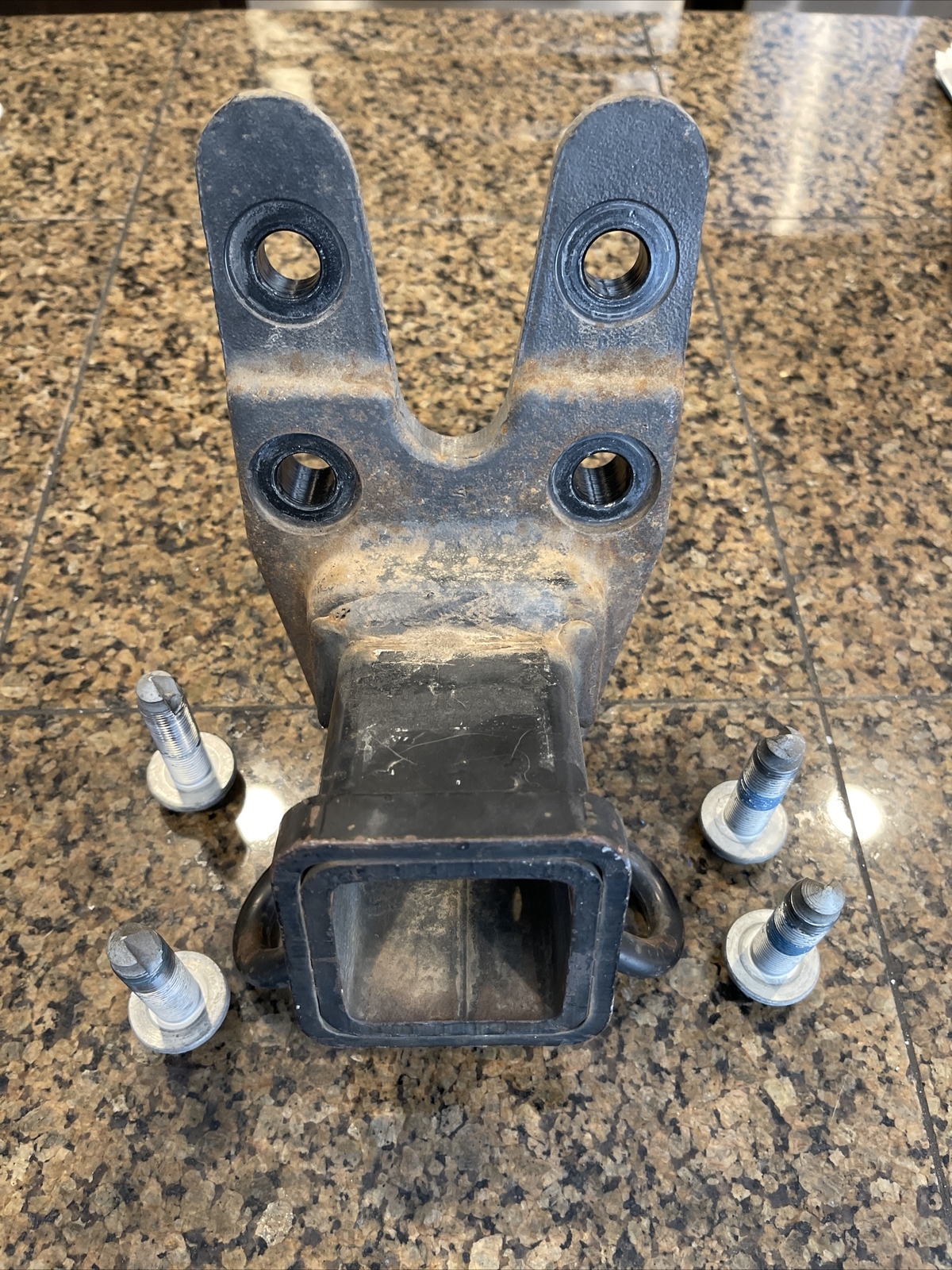 Mercedes-Benz 98-05 W163 ML OEM Trailer Tow Hitch ML55 ML430 ML320