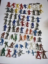 Lot Of Over 60 Plastic Mpc Marx Tim Mee  Toy Figures Soldiers Indians Astronauts