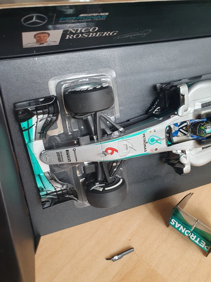 F1 Mercedes AMG W07 Hybrid #6 Rosberg Winner Australian GP 2016 Minichamps RAR - Bild 3 von 4
