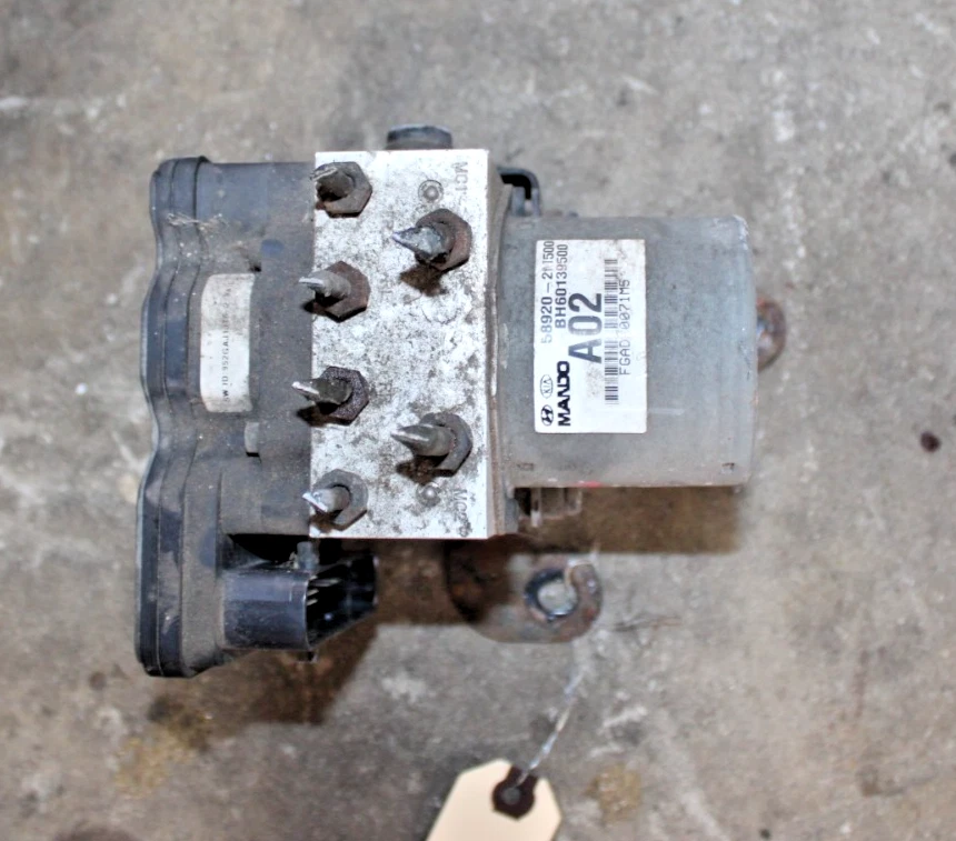 Hyundai Genesis Coupe 2009-2012 sistema de frenos antibloqueo módulo ABS 589202M500 Foto 3 de 3