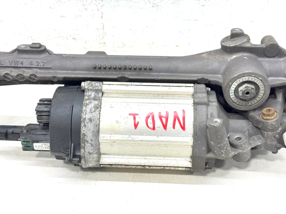 Audi TT QUATTRO 2011-2015 dirección asistida cremallera y engranaje de piñón 8J1423051E OEM Foto 2 de 4