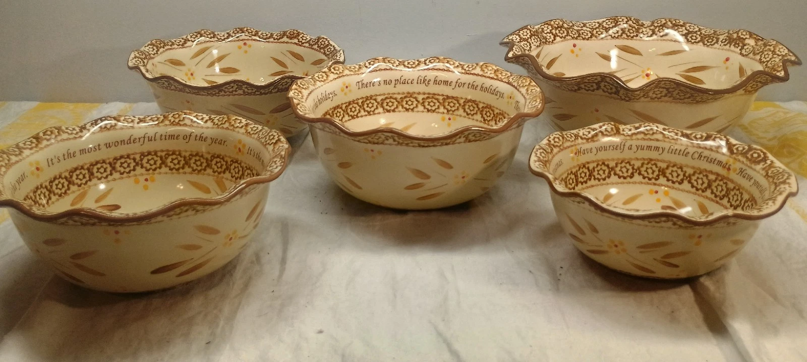 Temptations Old World Brown Nesting Mixing Bowls Fluted Edge Holiday Edition 5pc