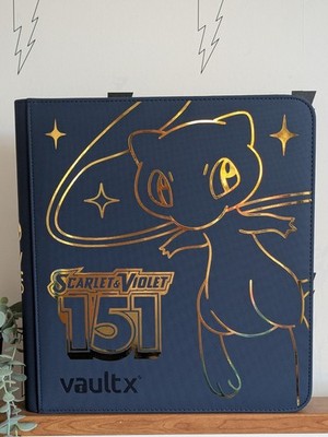 Vault X - 12 Pocket eXo-Tec Zip Binder Ordner - Blau & Gold Edition Pokemon 151