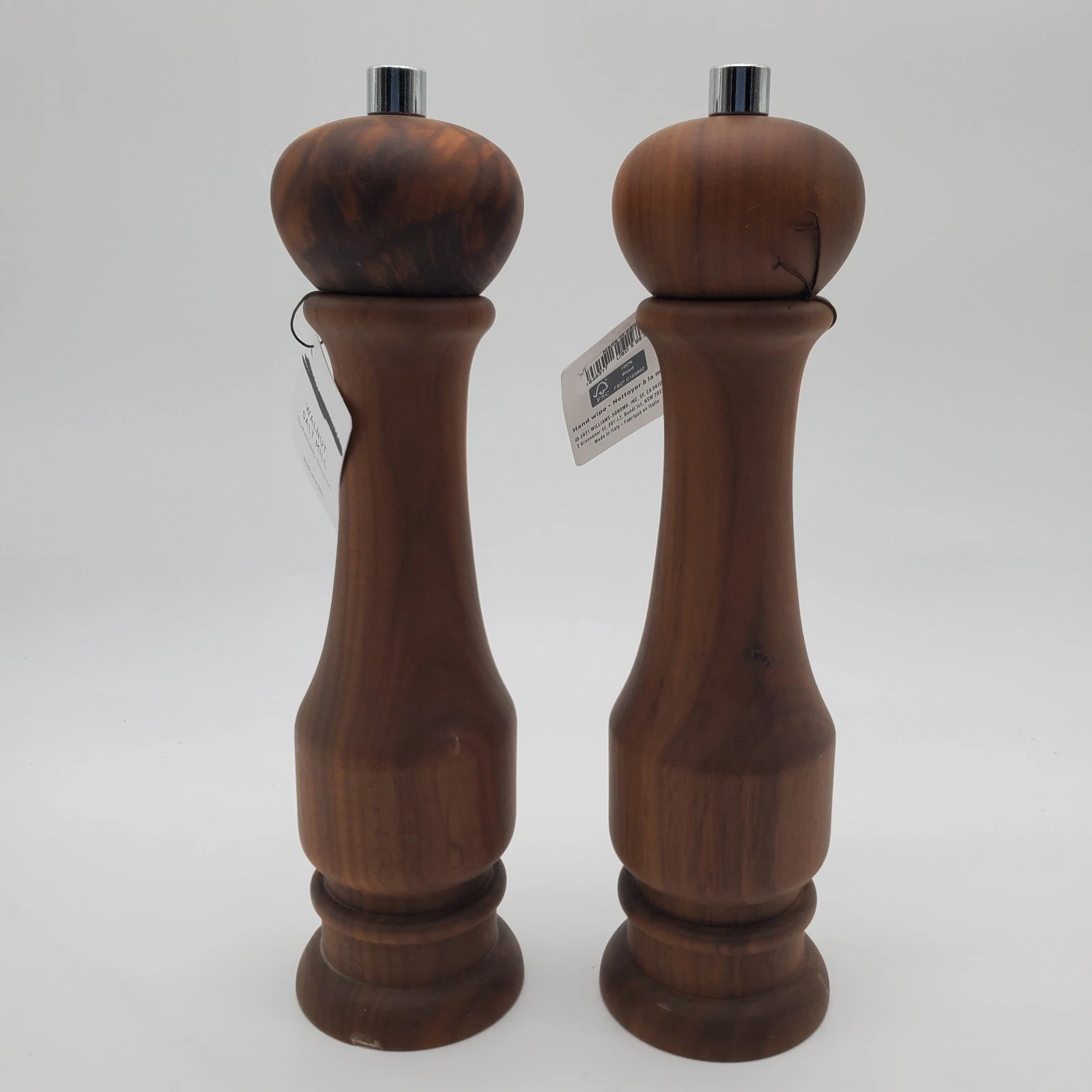 Williams Sonoma Traditional Walnut Salt & Pepper Mills Grinders Scuffed Read