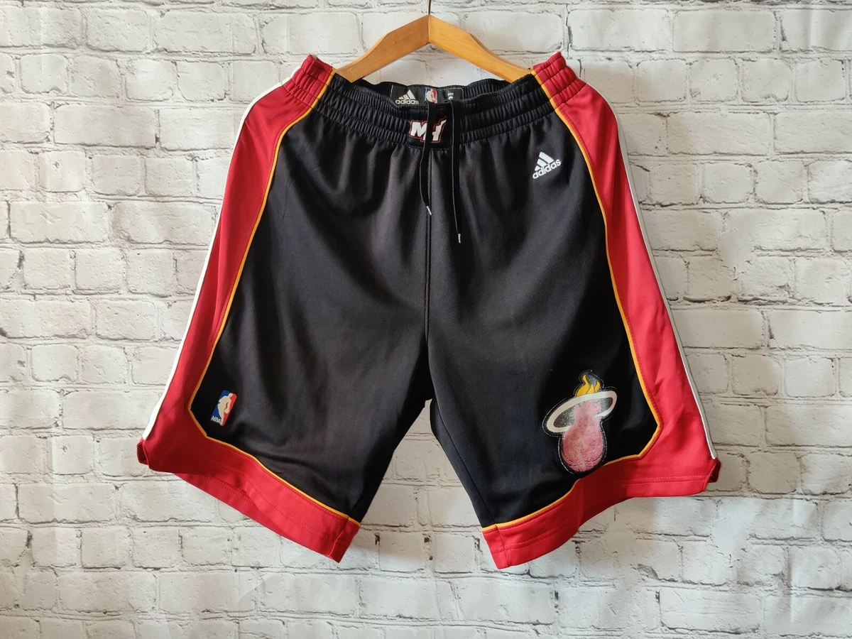 Pantaloncini nba best sale adidas