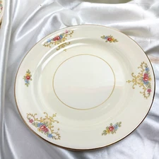 HOMER LAUGHLIN  EGGSHELL NAUTILUS ROCHELLE BREAD PLATE