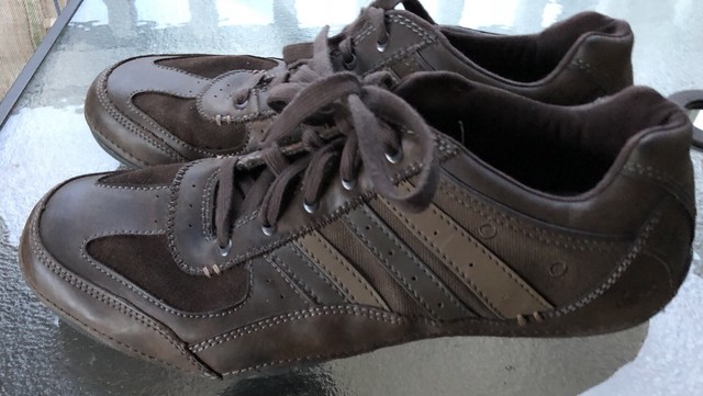 skechers mens walking shoes uk