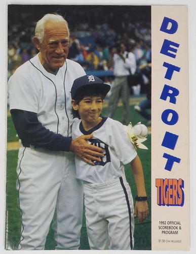 Mixed Lot 8 Detroit Tigers 1973 to 1992 MLB Game Programs Scored - Picture 9 of 9