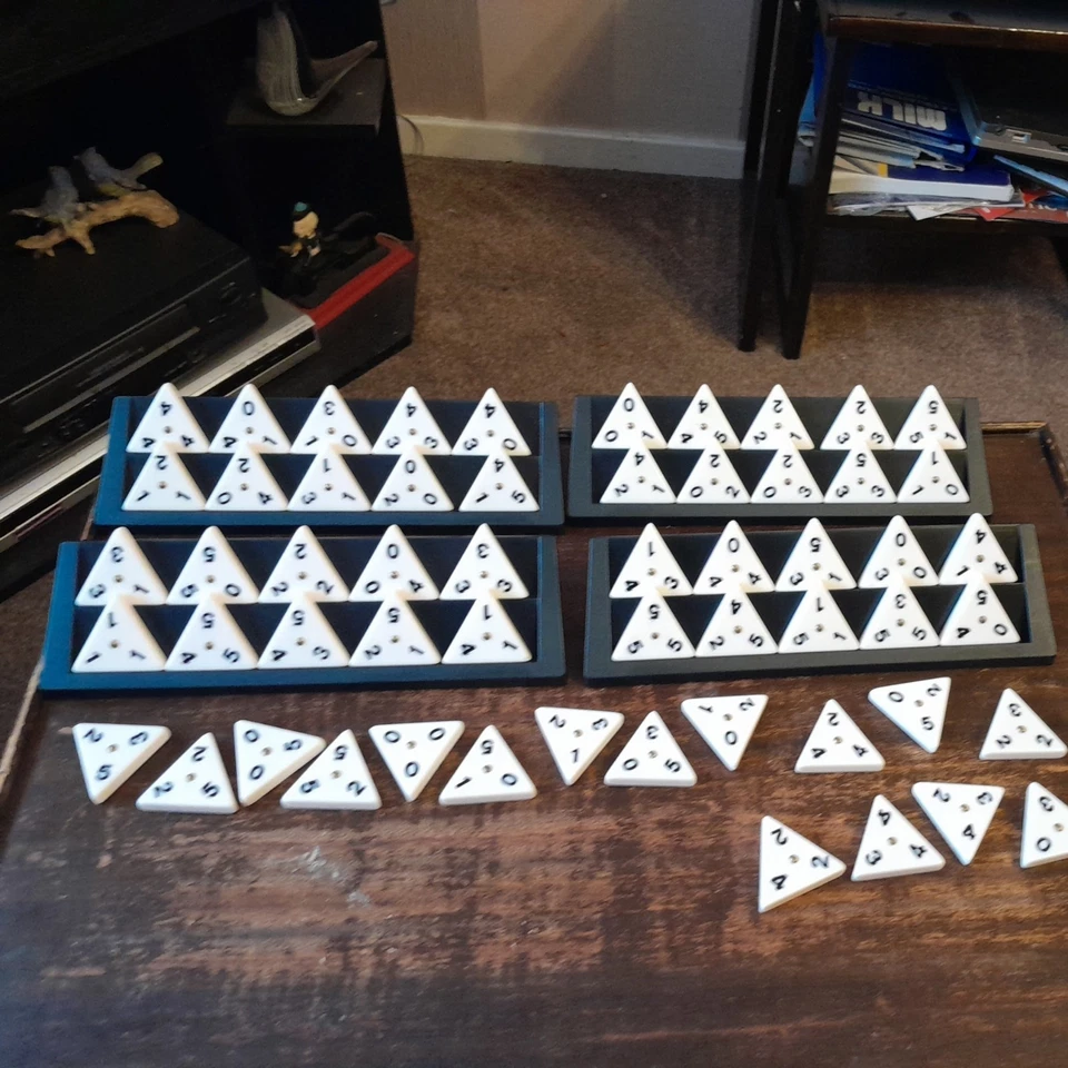 Tri ominos Classic DeLuxe Edition Pressman 2004 - Classic Family Game Complete - Image 4 of 4