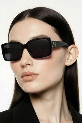 CHANEL ブラック サングラス クリスタルロゴ Chanel Strass Rhinestones Square “CC” Black Sunglasses 5081-B
