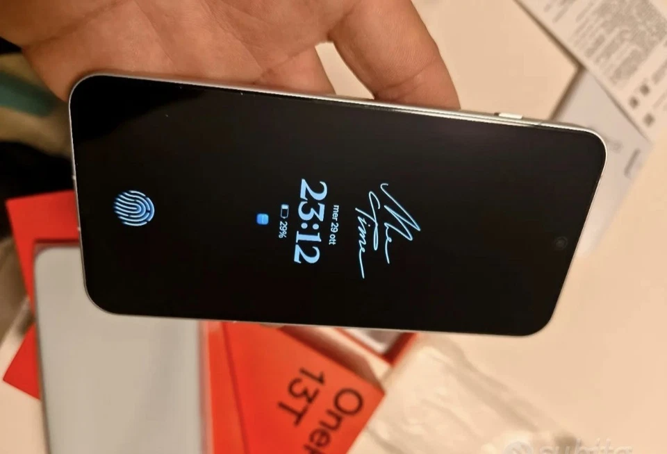 Oneplus 13T  - Immagine 2 di 3