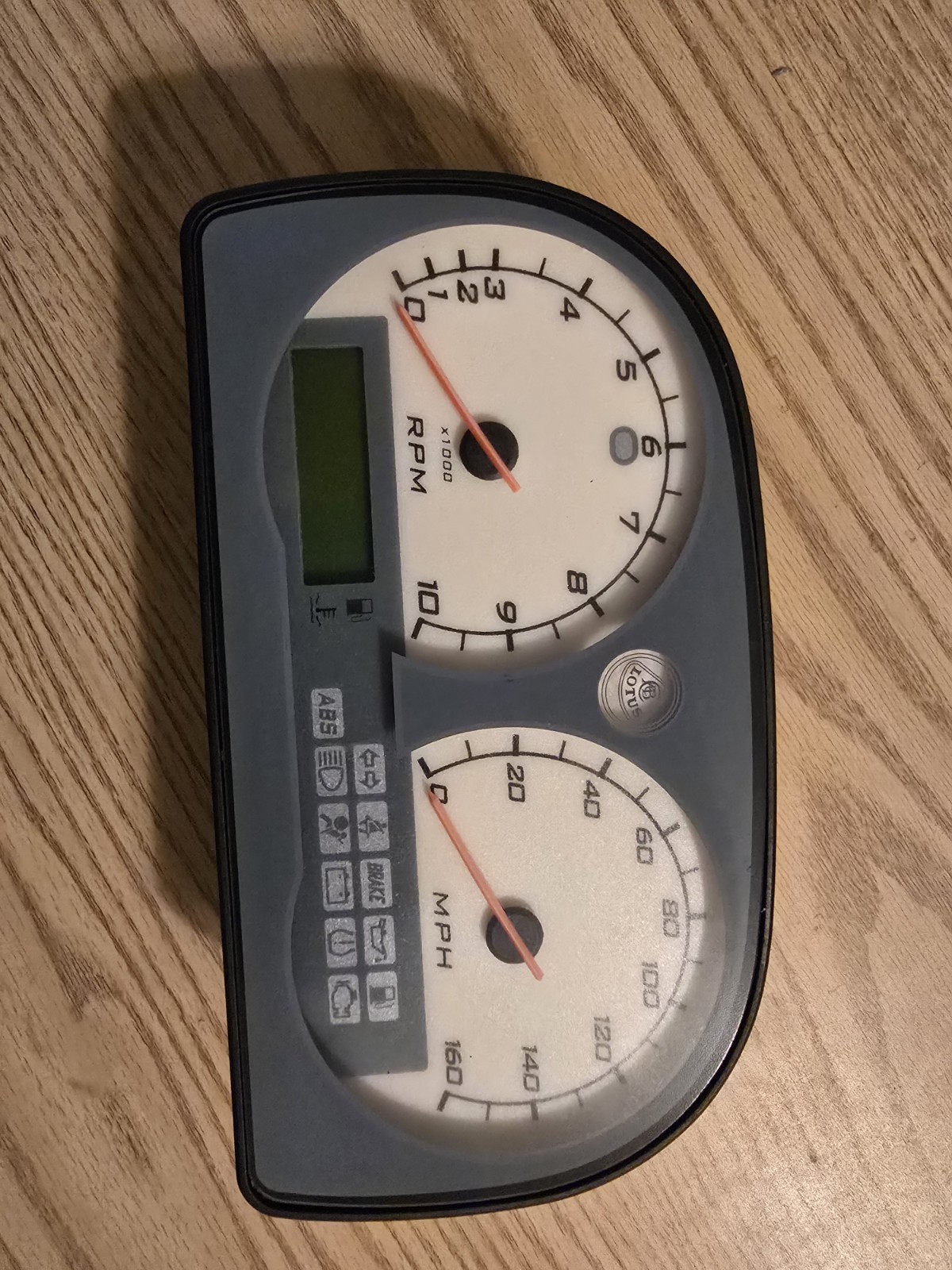 Lotus Elise 111R 2005 Instrument cluster