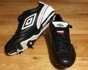 mens metal stud football boots