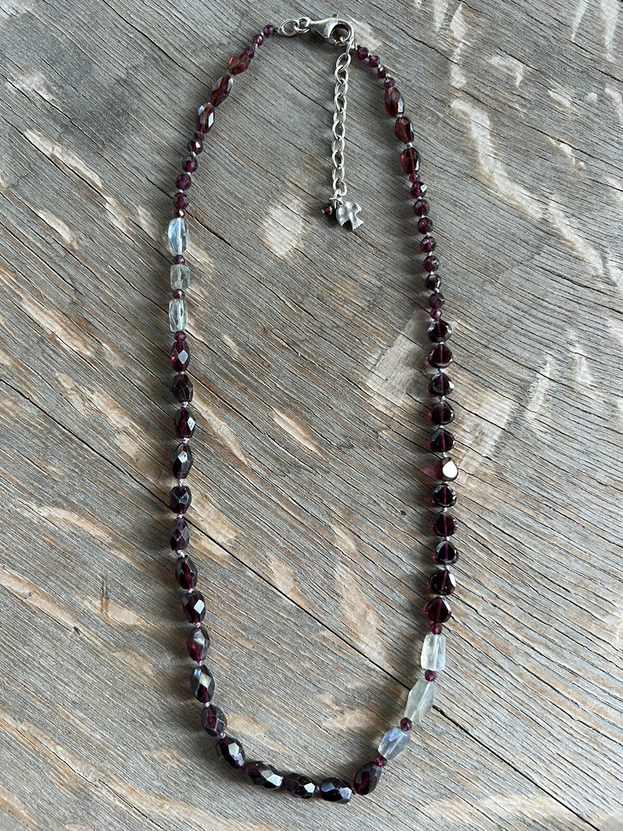 Sundance hotsell catalog necklaces