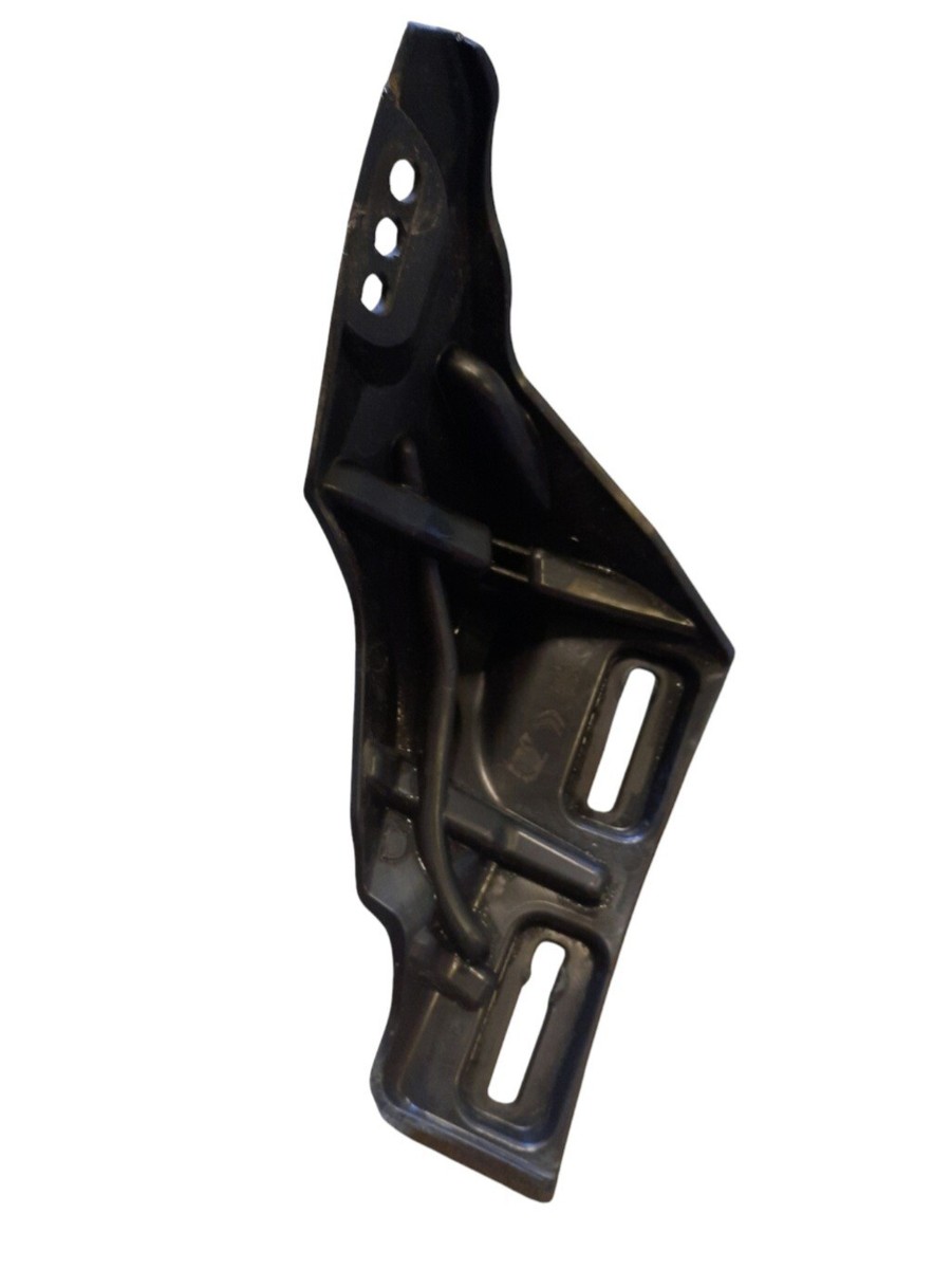 OEM PEUGEOT 208 2021 Front Right Wing Bracket 9823212980 | eBay
