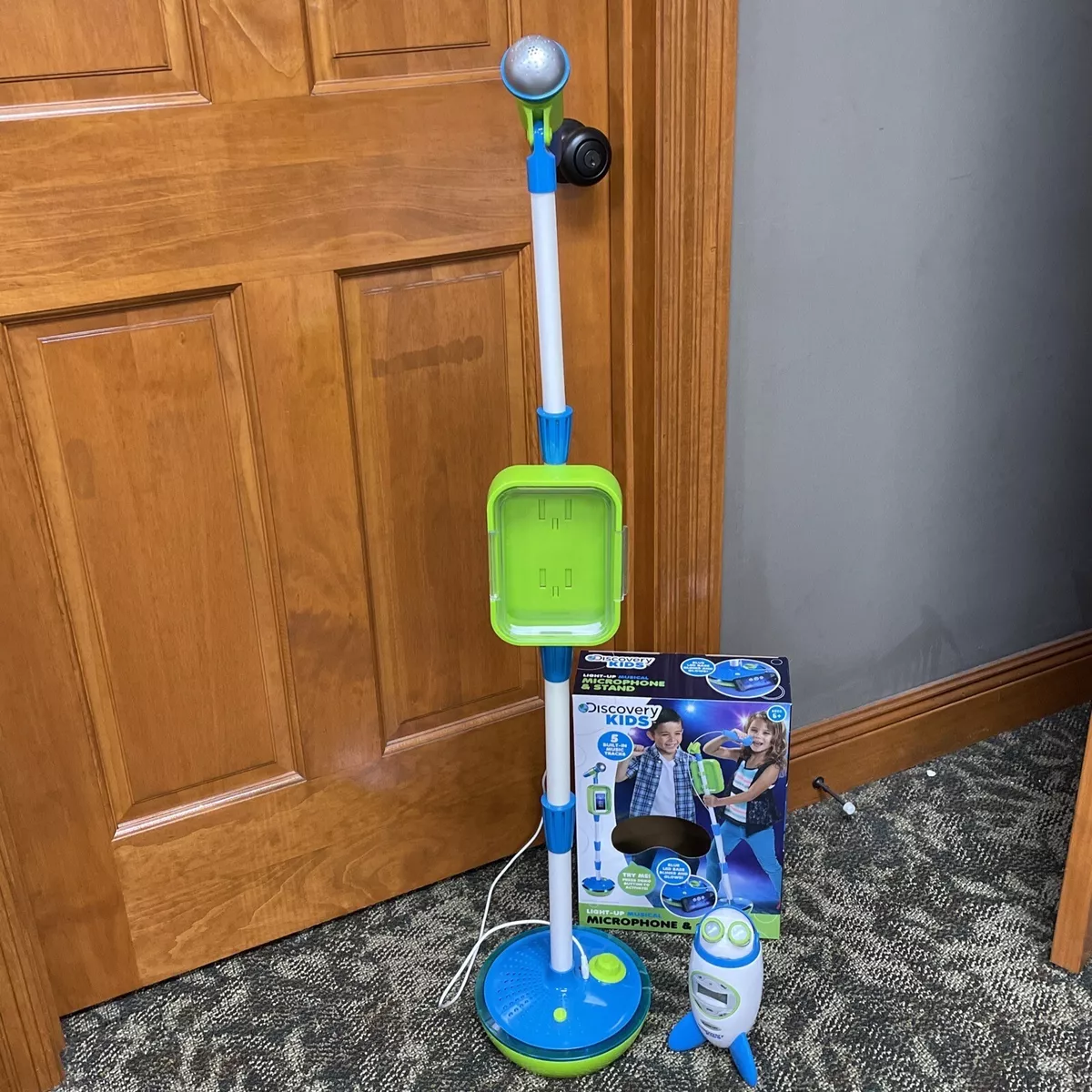 Discovery kids hotsell microphone and stand