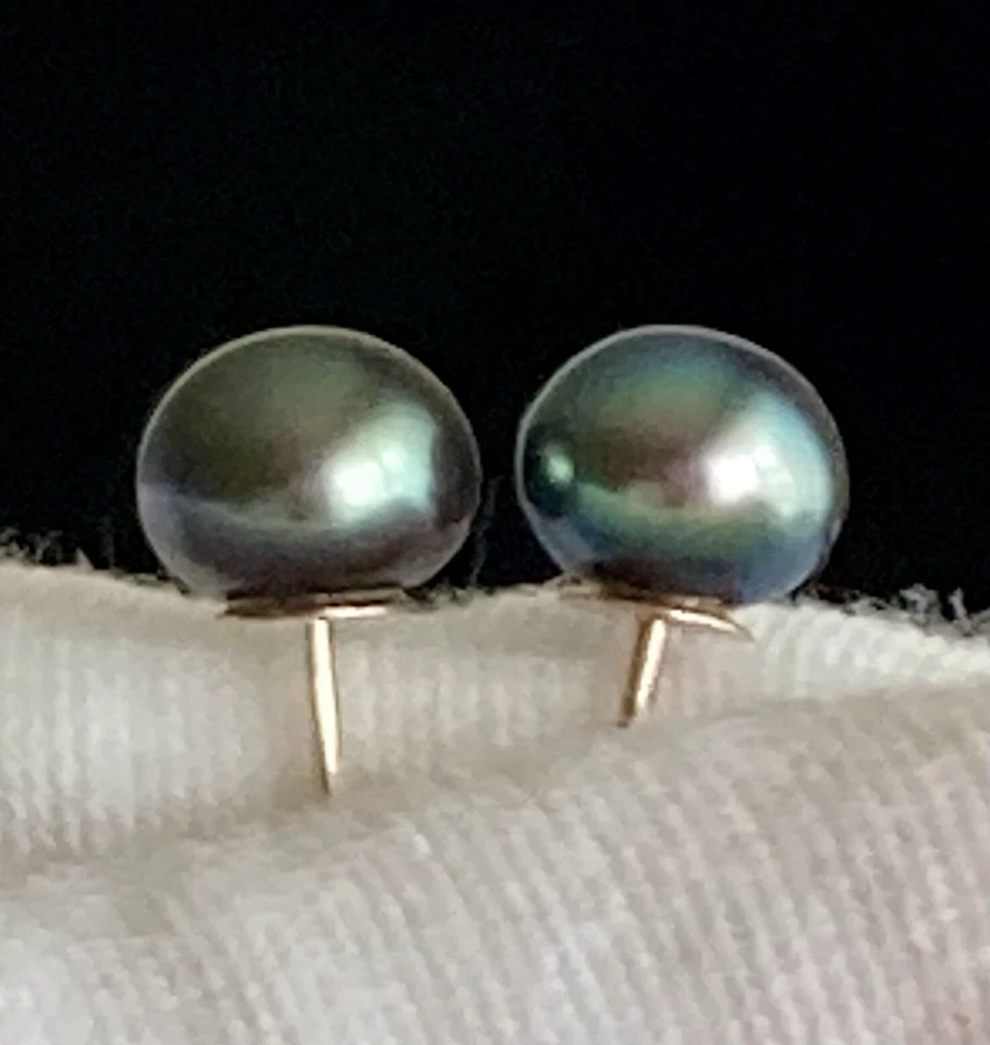 10k Yellow Gold Pearl Earrings Studs Ladies Lovely Vintage - Image 2 of 4
