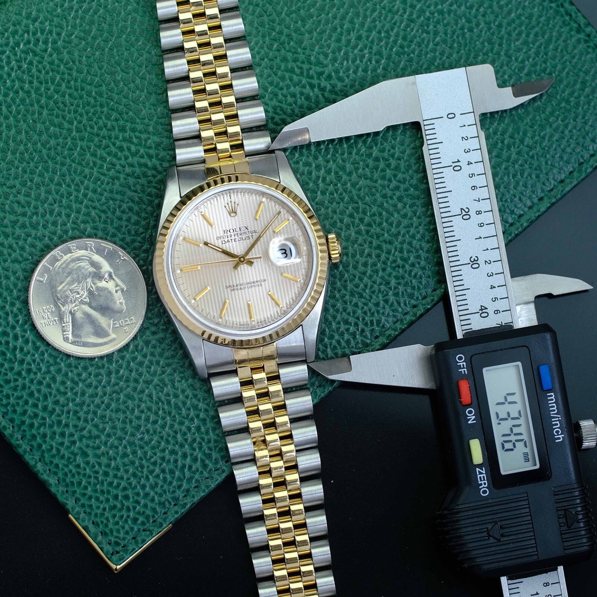 Rolex Datejust 16233 18KY Gold SS Silver Tapestry Dial Fluted 36mm