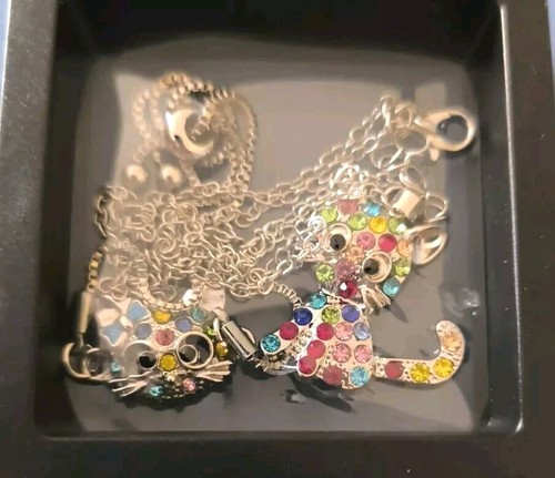 Coloured Rhinestone Cat Pendant Necklace & Bracelet Set. Silverplated. Boxed. - Picture 14 of 24