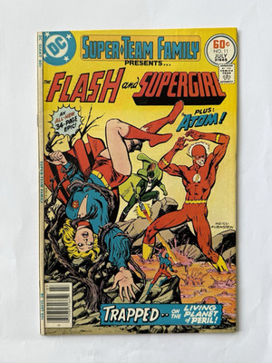 DC Comics Super-Team Family #11 (1977) Flash & Supergirl, plus Atom