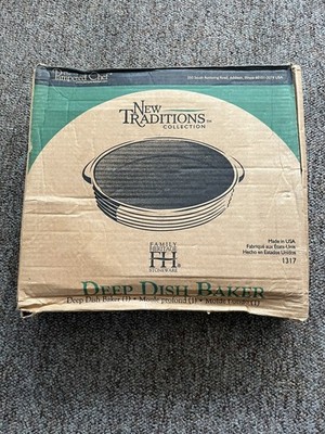  Pampered Chef Deep Dish Baker, New Traditions, great consortium box used