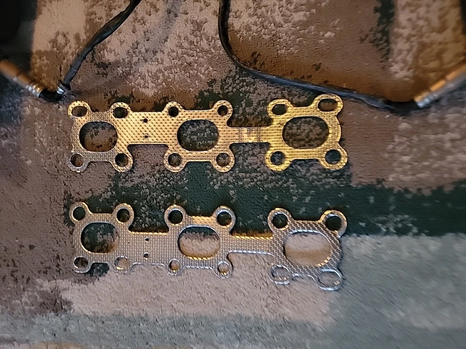 Infiniti G35 2003 2004 2005 cupé VQ35DE par de cabezales de escape acelerados OEM 7085 Foto 4 de 4