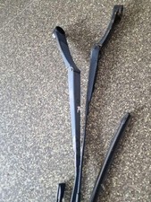 HYUNDAI i30 GD Scheibenwischer vorne F00S51F102 1.40 Petrol 2010 33871155