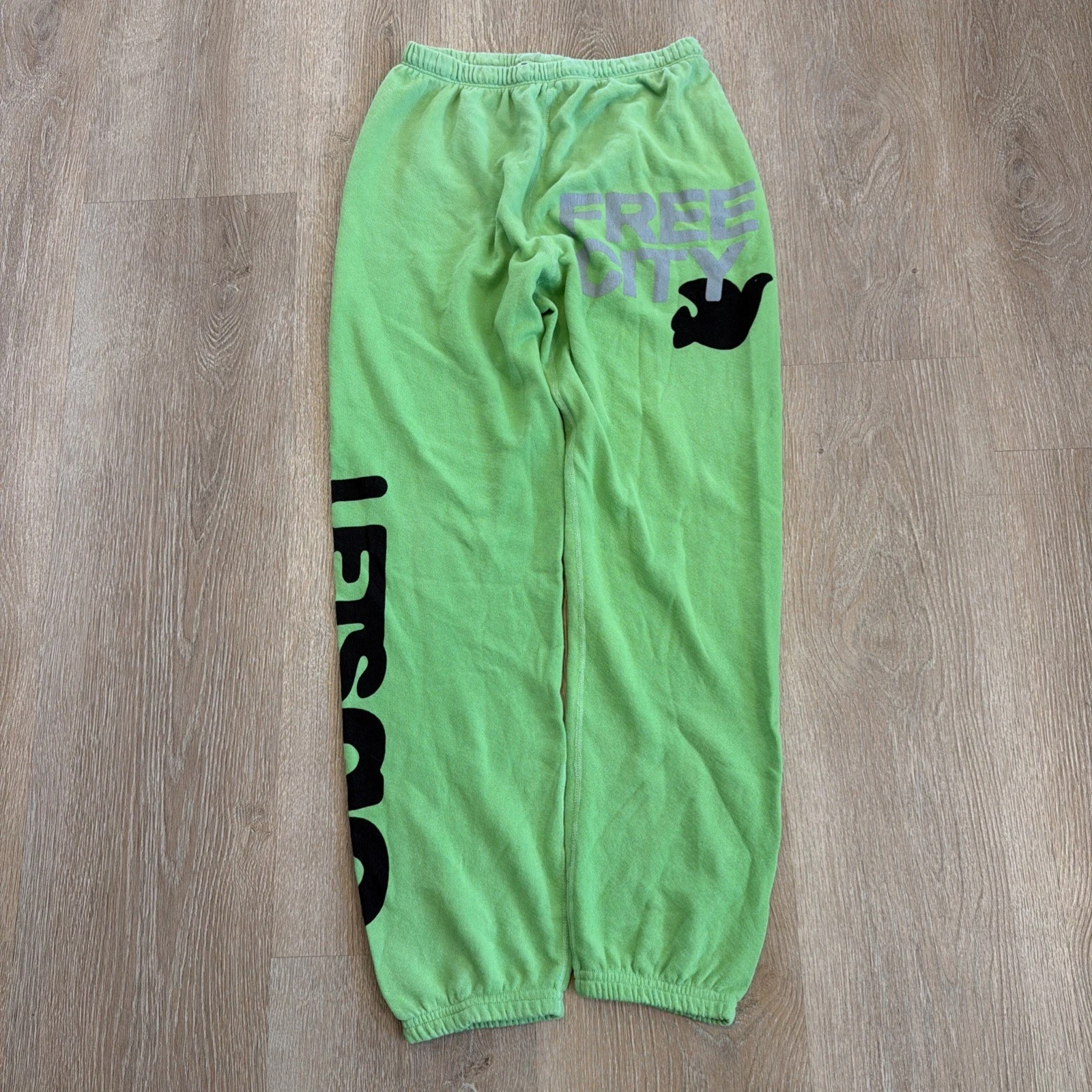 FREECITY Lets Go Supervintage OG Sweatpants Joggers Green & Black S